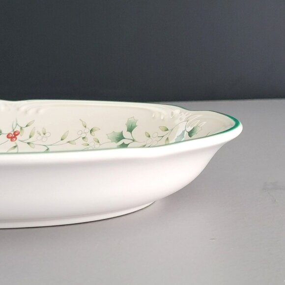 Pfaltzgraff Winterberry 12" Oval Serving Platter USA Made Winter Serving Dishes - Picture 9 of 10